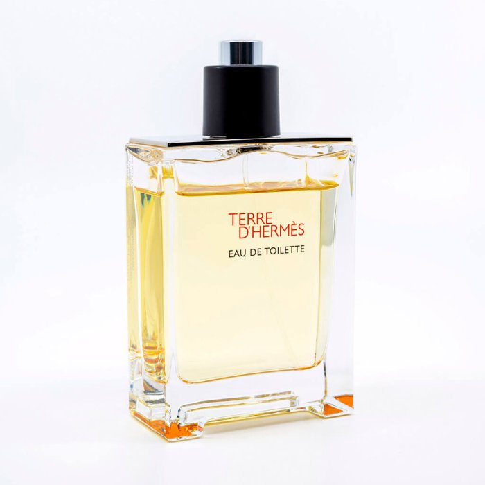 packshot bouteille de parfum